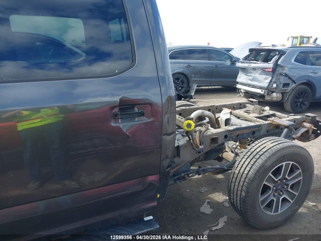 Продажа на аукционе авто 2015 Ford F-150 Xlt, vin: 1FTFW1EF3FFC32738, номер лота: 12599356