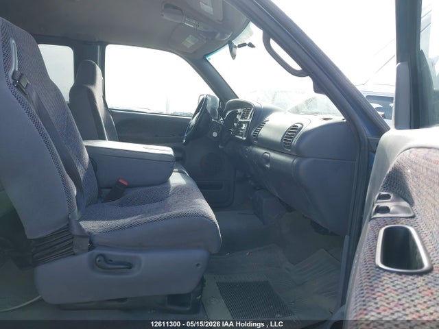 Продажа на аукционе авто 2002 Dodge Ram 2500 St, vin: 3B7KC23692M272249, номер лота: 12611300