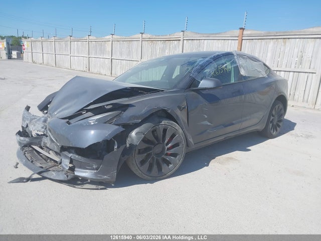 Tesla Model 3 Performance 2023 5YJ3E1EC4PF394637 Image 2