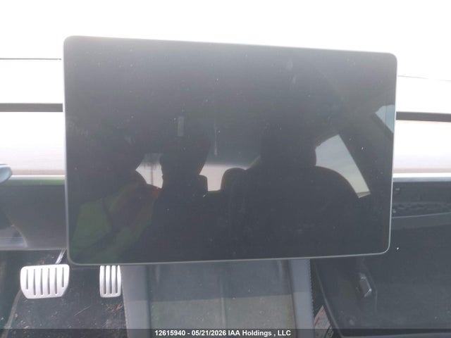 Tesla Model 3 Performance 2023 5YJ3E1EC4PF394637 Image 7