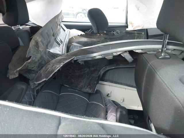 Ford FOCUS SE 2018 1FADP3K25JL317937 Image 8