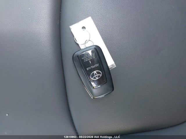 Продаж на аукціоні авто 2025 Toyota Rav4 Xle/woodland Edition, vin: 2T3RWRFV8SW285770, номер лоту: 12615953