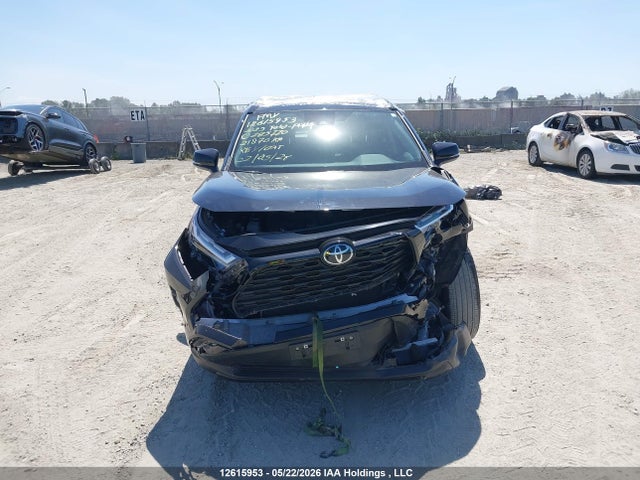 Продаж на аукціоні авто 2025 Toyota Rav4 Xle/woodland Edition, vin: 2T3RWRFV8SW285770, номер лоту: 12615953