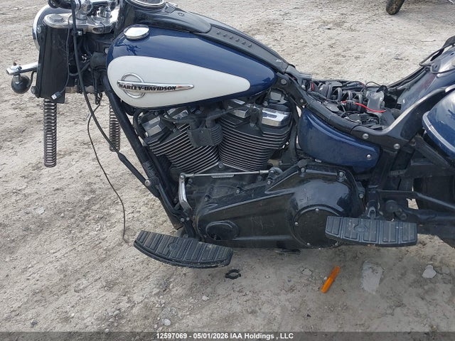 12597069 :رقم المزاد ، 5HD1YAJA7KC012682 vin ، 2019 Harley-davidson Flhc مزاد بيع