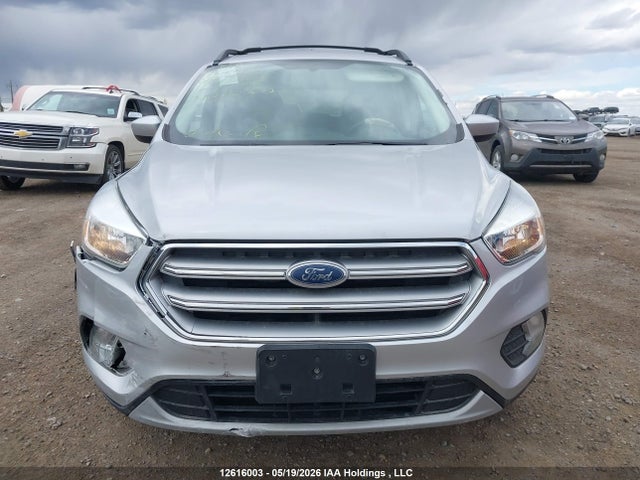 1FMCU9GD3HUD89697 Ford ESCAPE SE