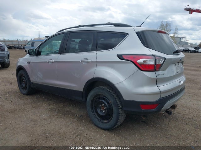 1FMCU9GD3HUD89697 Ford ESCAPE SE
