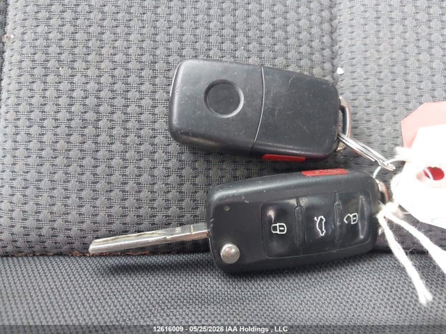 Продаж на аукціоні авто 2013 Volkswagen Golf 2.5l Comfortline/2.5l Highline/2.5l Trendline/wolfsburg Edition 2.5l, vin: WVWDA7AJ2DW117256, номер лоту: 12616009