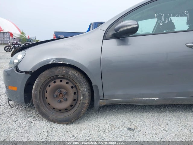 Продаж на аукціоні авто 2013 Volkswagen Golf 2.5l Comfortline/2.5l Highline/2.5l Trendline/wolfsburg Edition 2.5l, vin: WVWDA7AJ2DW117256, номер лоту: 12616009