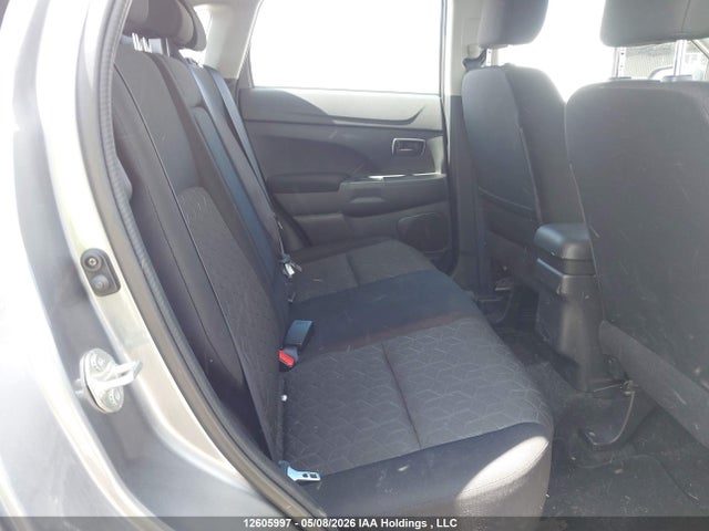 JA4AJUAU7NU600521 Mitsubishi RVR ES