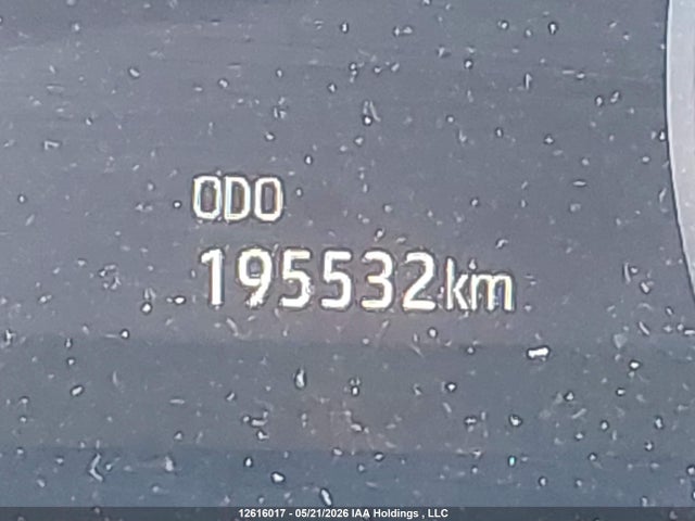 12616017 :رقم المزاد ، 5TDGBRCH5NS096727 vin ، 2022 Toyota Highlander Hybrid Hybrid مزاد بيع