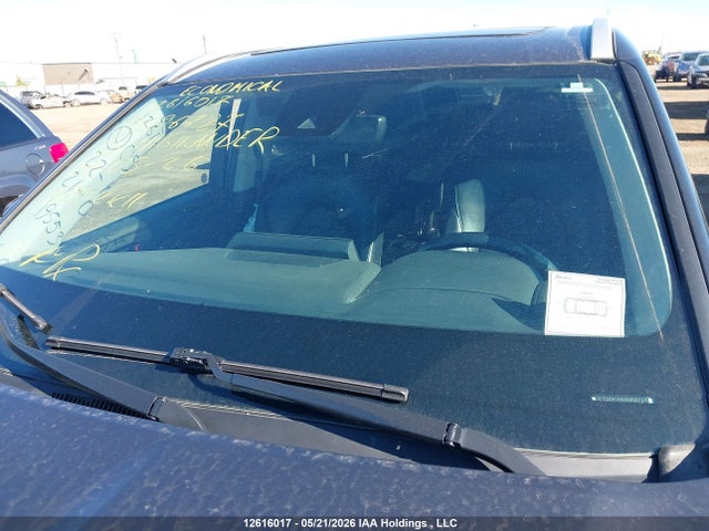 12616017 :رقم المزاد ، 5TDGBRCH5NS096727 vin ، 2022 Toyota Highlander Hybrid Hybrid مزاد بيع