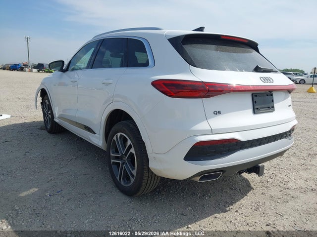 WA11AAGU3S2078824 Audi Q5 PREMIUM