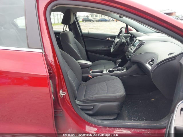 1G1BE5SM2K7123664 Chevrolet Cruze