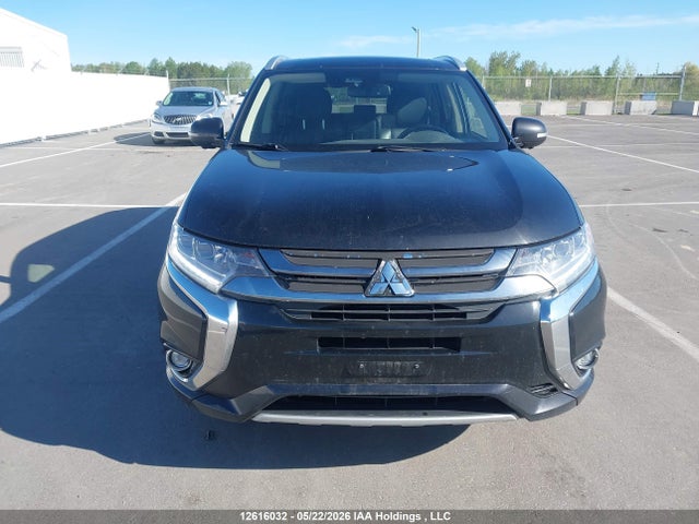 2018 Mitsubishi Outlander Phev Gt/se მანქანა იყიდება აუქციონზე, vin: JA4J24A5XJZ614786, აუქციონის ნომერი: 12616032