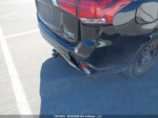 2018 Mitsubishi Outlander Phev Gt/se მანქანა იყიდება აუქციონზე, vin: JA4J24A5XJZ614786, აუქციონის ნომერი: 12616032