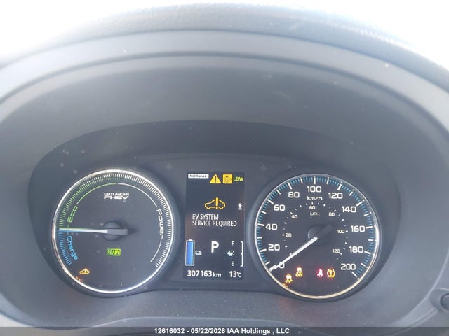 2018 Mitsubishi Outlander Phev Gt/se მანქანა იყიდება აუქციონზე, vin: JA4J24A5XJZ614786, აუქციონის ნომერი: 12616032