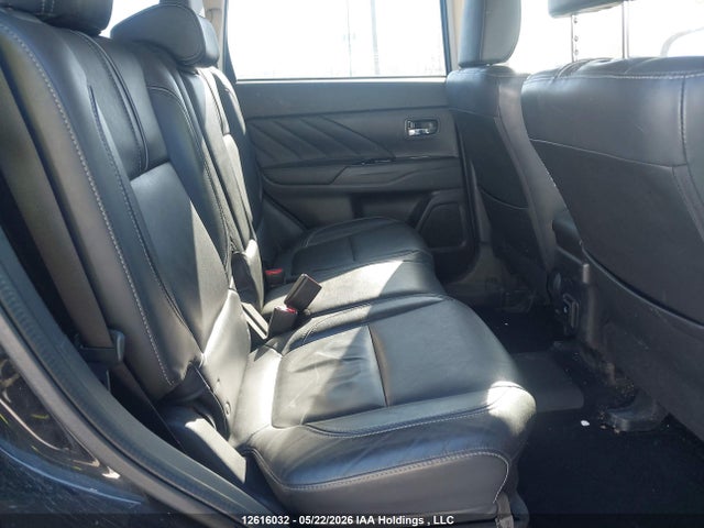 2018 Mitsubishi Outlander Phev Gt/se მანქანა იყიდება აუქციონზე, vin: JA4J24A5XJZ614786, აუქციონის ნომერი: 12616032