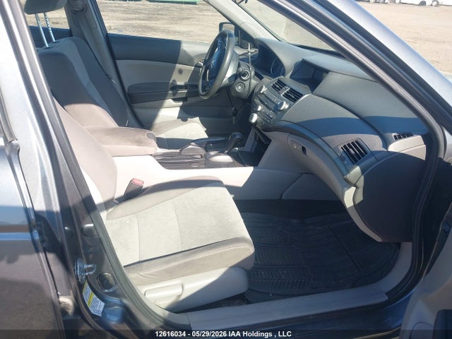 12616034 :رقم المزاد ، 1HGCP2F34AA801517 vin ، 2010 Honda Accord Lx مزاد بيع