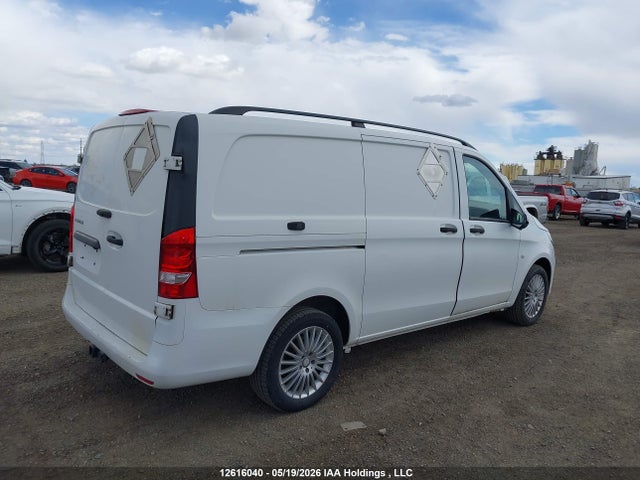12616040 :رقم المزاد ، WD3BG2EA1H3210841 vin ، 2017 Mercedes-benz Metris مزاد بيع