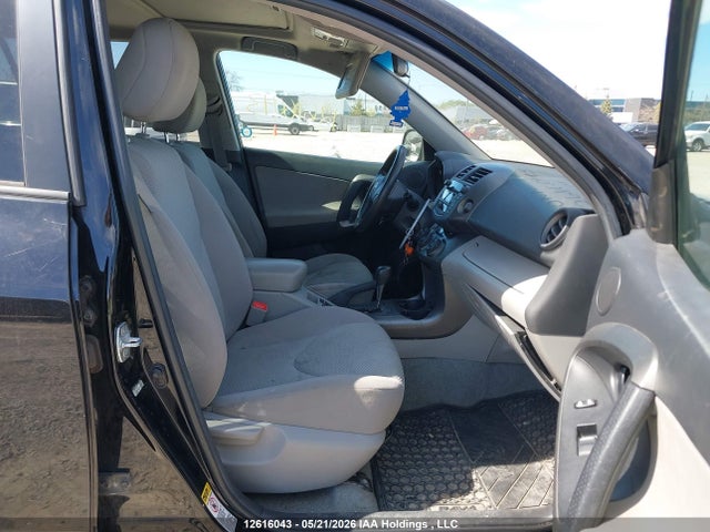 12616043 :رقم المزاد ، 2T3ZF4DV6BW056008 vin ، 2011 Toyota Rav4 مزاد بيع