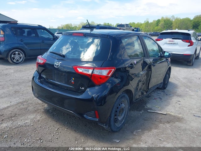 VNKKTUD33JA086449 Toyota Yaris L/le/se