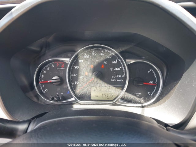 VNKKTUD33JA086449 Toyota Yaris L/le/se