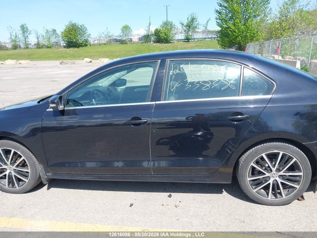 Aukcja sprzedaży 2015 Volkswagen Jetta 1.8 Tsi Highline, vin: 3VWG07AJ2FM338386, numer aukcji: 12616086