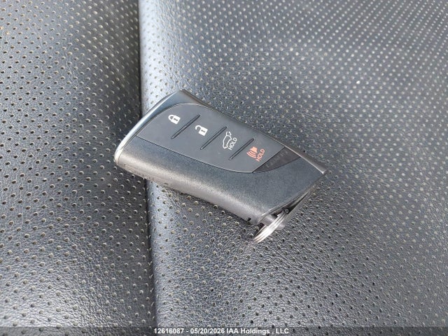 Lexus UX 250H 2021 JTHL9JBH2M2042609 Image 11