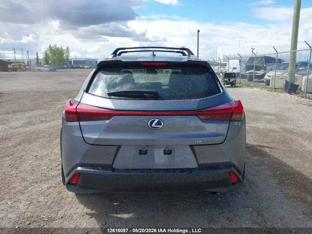 Lexus UX 250H 2021 JTHL9JBH2M2042609 Image 17