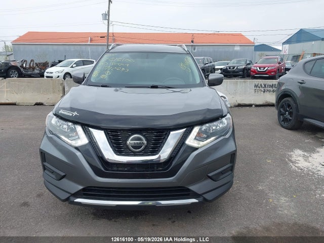 2020 Nissan Rogue S/sl/sv მანქანა იყიდება აუქციონზე, vin: 5N1AT2MT4LC712683, აუქციონის ნომერი: 12616100