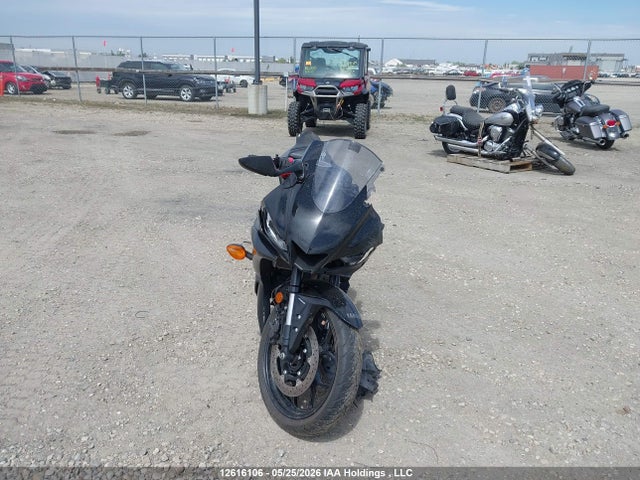 Yamaha Yzfr3 A 2023 MH3RH18N6PK002681 Image 5