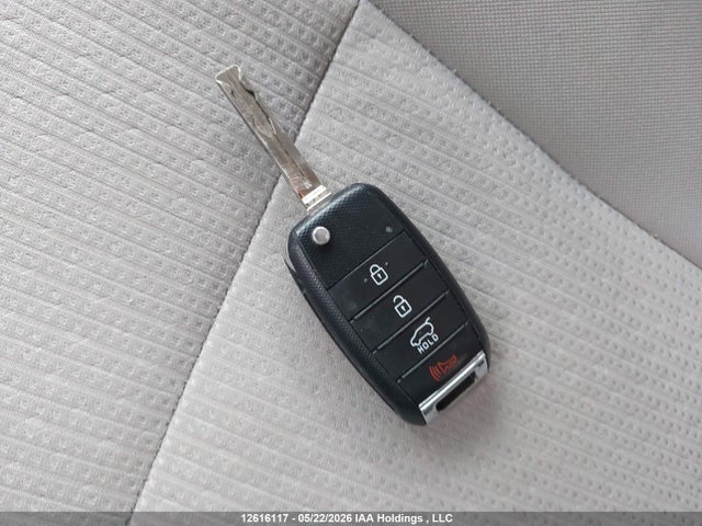 Продажа на аукционе авто 2017 Kia Sedona Lx, vin: KNDMB5C13H6271043, номер лота: 12616117