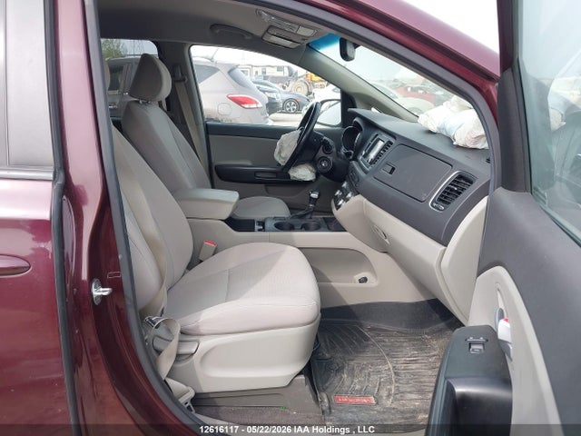 Продажа на аукционе авто 2017 Kia Sedona Lx, vin: KNDMB5C13H6271043, номер лота: 12616117