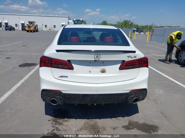 Продажа на аукционе авто 2018 Acura Tlx, vin: 19UUB1F6XJA801190, номер лота: 12616127