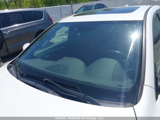 Продажа на аукционе авто 2018 Acura Tlx, vin: 19UUB1F6XJA801190, номер лота: 12616127