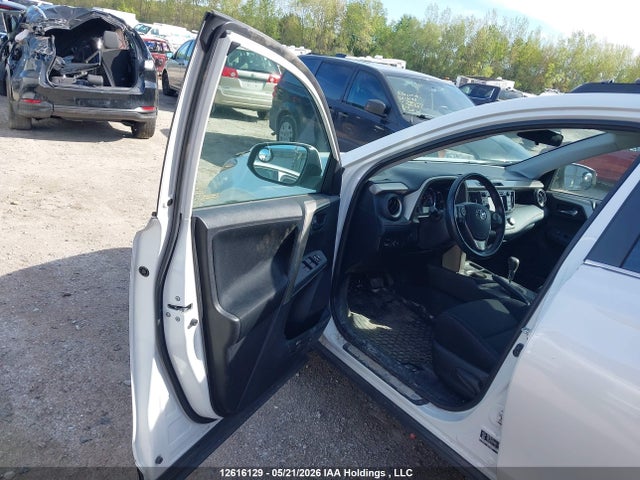 Auction sale of the 2015 Toyota Rav4 Xle, vin: 2T3RFREV0FW286323, lot number: 12616129