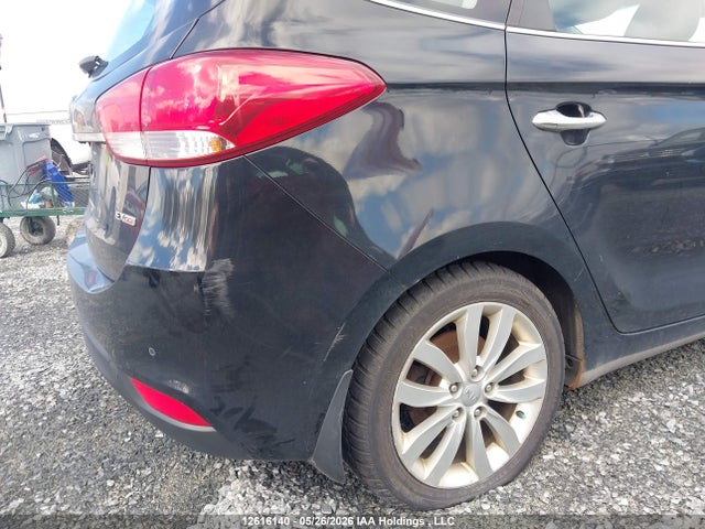 2014 Kia Rondo Ex/ex Luxury/se მანქანა იყიდება აუქციონზე, vin: KNAHU8A33E7029468, აუქციონის ნომერი: 12616140