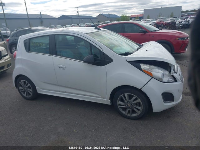 12616160 :رقم المزاد ، KL8CK6S0XFC743806 vin ، 2015 Chevrolet Spark Ev 1lt مزاد بيع