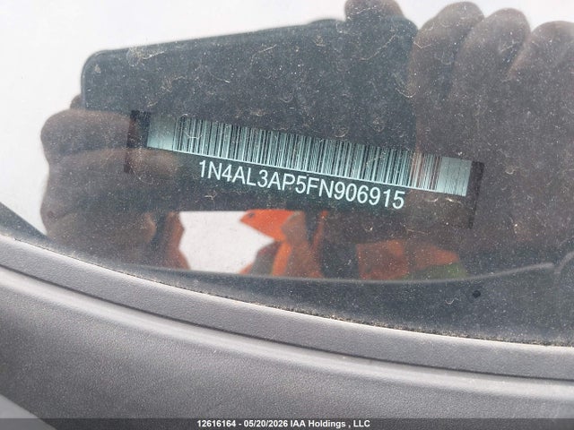 12616164 :رقم المزاد ، 1N4AL3AP5FN906915 vin ، 2015 Nissan Altima مزاد بيع