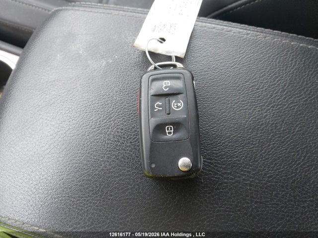 Volkswagen Passat Highline 2021 1VWBA7A30MC008835 Image 10