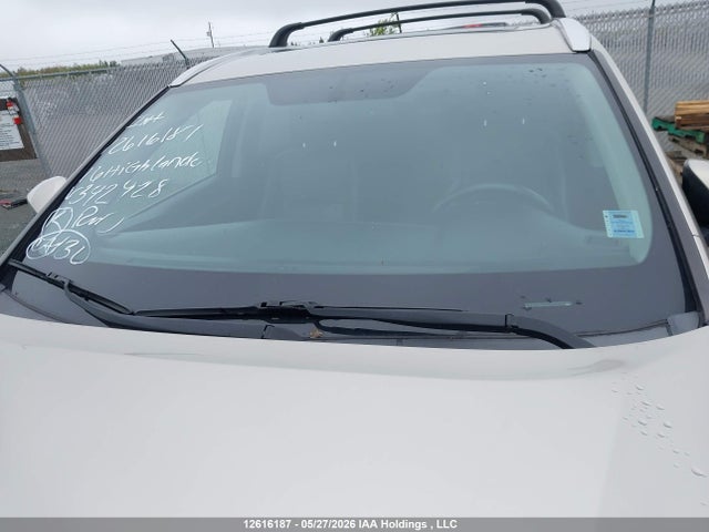 Продажа на аукционе авто 2016 Toyota Highlander Xle, vin: 5TDJKRFH2GS342928, номер лота: 12616187