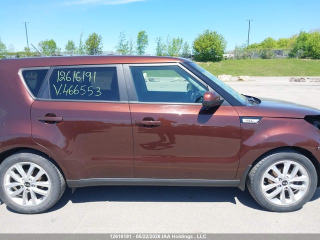 Продажа на аукционе авто 2017 Kia Soul, vin: KNDJP3A53H7466553, номер лота: 12616191