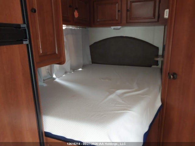 2012 Ford Econoline E350 Super Duty Ctway Van მანქანა იყიდება აუქციონზე, vin: 1FDWE3FS5BDB28036, აუქციონის ნომერი: 12616214