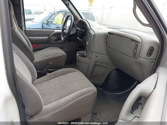 Продаж на аукціоні авто 2004 Gmc Safari Xt, vin: 1GTDM19XX4B504576, номер лоту: 12616221