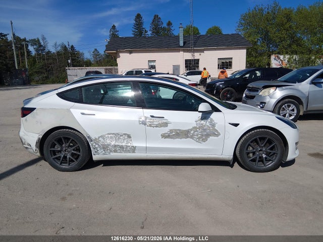 Tesla MODEL 3 2023 LRW3E1FA8PC876311 Image 13