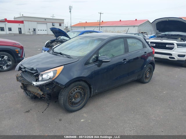 12609486 :رقم المزاد ، KNADN5A36D6857027 vin ، 2013 Kia Rio Ex/sx مزاد بيع