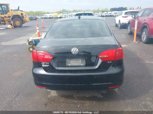 2011 Volkswagen Jetta 2.5l Comfortline/2.5l Sportline მანქანა იყიდება აუქციონზე, vin: 3VWDX7AJ7BM374096, აუქციონის ნომერი: 12609175