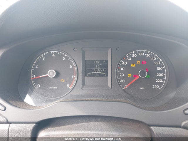 2011 Volkswagen Jetta 2.5l Comfortline/2.5l Sportline მანქანა იყიდება აუქციონზე, vin: 3VWDX7AJ7BM374096, აუქციონის ნომერი: 12609175