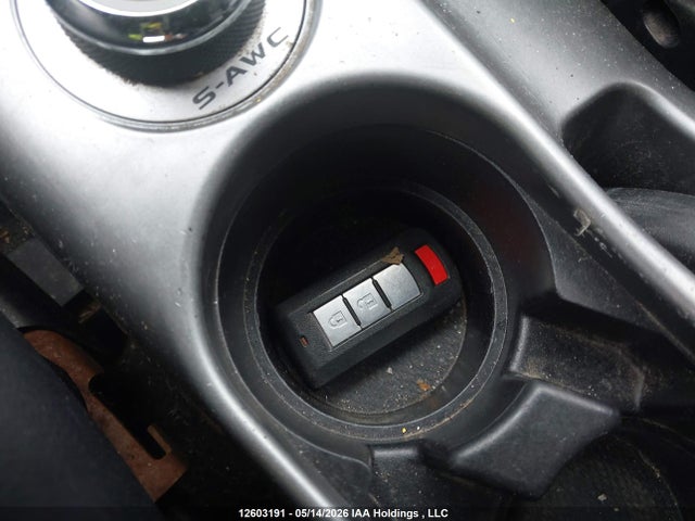 12603191 :رقم المزاد ، JA4JT5AXXBU602947 vin ، 2011 Mitsubishi Outlander Xls مزاد بيع