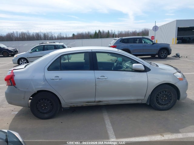 12597493 :رقم المزاد ، JTDBT903491335798 vin ، 2009 Toyota Yaris مزاد بيع
